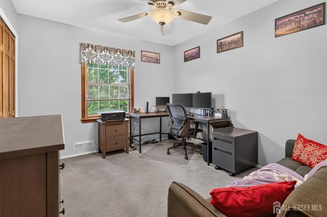 9 Janet Court, Milltown, NJ 08850