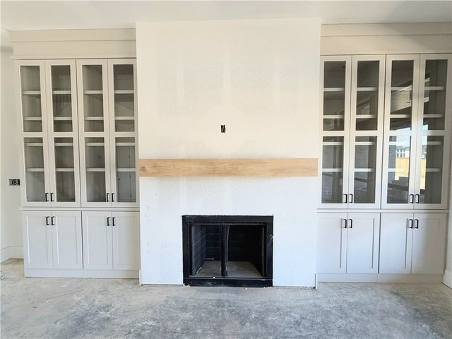 8813 W Comet Drive, Bentonville, AR 72713