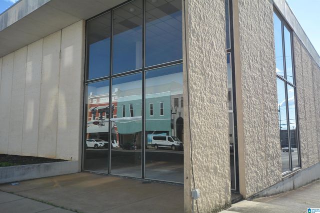 930 NOBLE STREET, Anniston, AL 36201