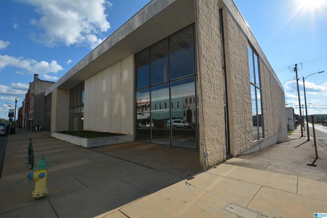 930 NOBLE STREET, Anniston, AL 36201
