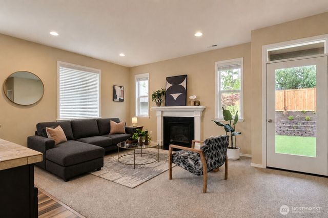 11244 Borgen Loop, Gig Harbor, WA 98332