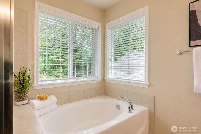 11244 Borgen Loop, Gig Harbor, WA 98332