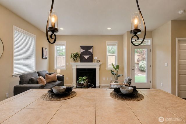 11244 Borgen Loop, Gig Harbor, WA 98332