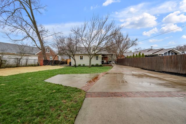 2512 Windsor Court, Lexington, KY 40503