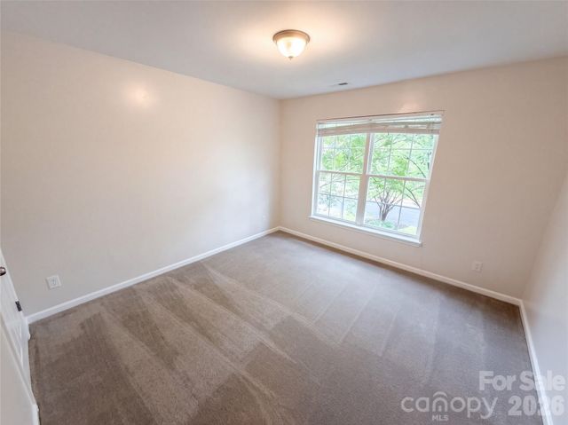 9339 Autumn Applause Drive, Charlotte, NC 28277