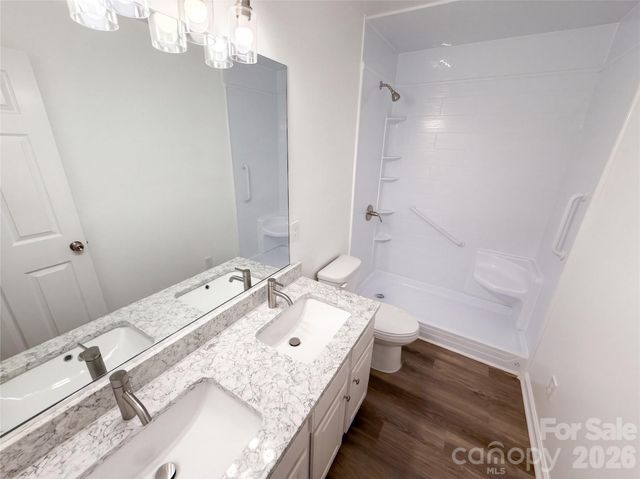 9339 Autumn Applause Drive, Charlotte, NC 28277