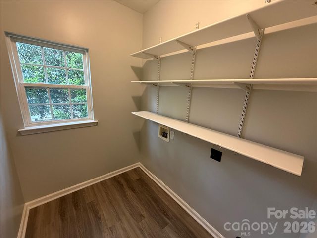9339 Autumn Applause Drive, Charlotte, NC 28277