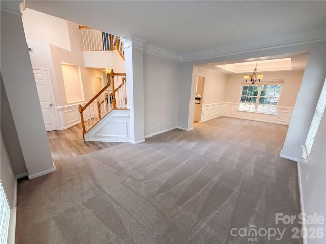 9339 Autumn Applause Drive, Charlotte, NC 28277
