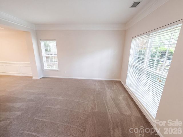 9339 Autumn Applause Drive, Charlotte, NC 28277