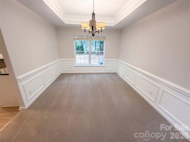 9339 Autumn Applause Drive, Charlotte, NC 28277