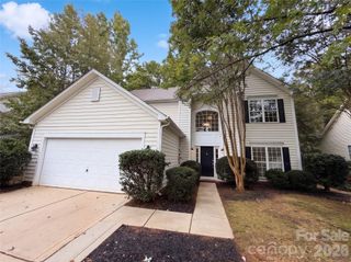 9339 Autumn Applause Drive, Charlotte, NC 28277