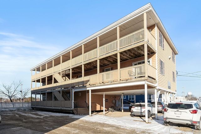 20 Cable Ave 5, Salisbury, MA 01952