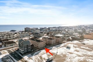 20 Cable Ave 5, Salisbury, MA 01952