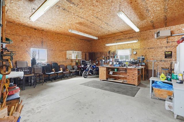 2419 N Tower Beach Road, Pinconning, MI 48650