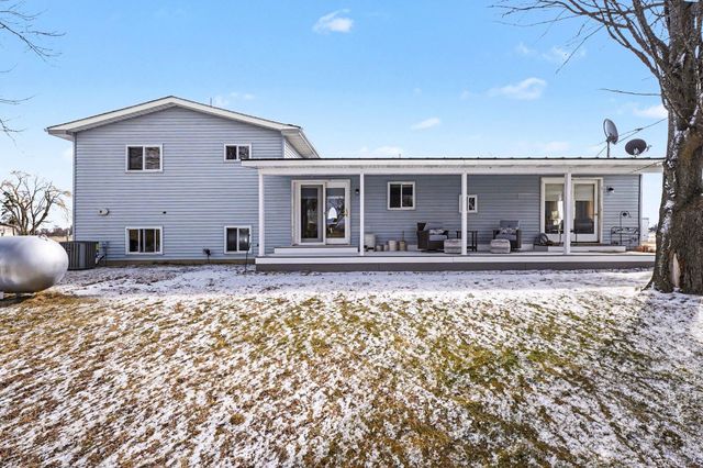 2419 N Tower Beach Road, Pinconning, MI 48650