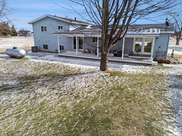 2419 N Tower Beach Road, Pinconning, MI 48650