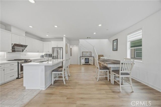 259 Siena, Lake Forest (el Toro), CA 92630