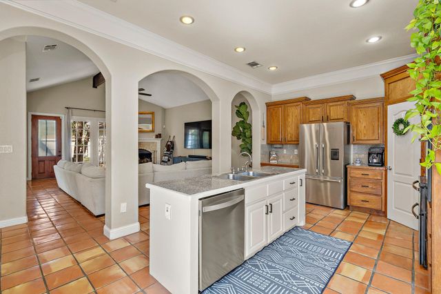 11808 Arnold LN, Austin, TX 78748