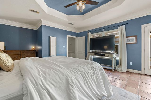11808 Arnold LN, Austin, TX 78748