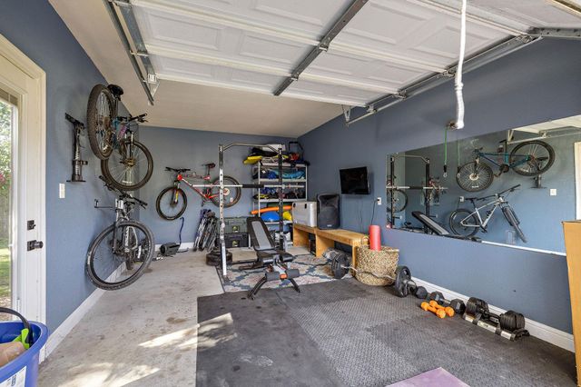 11808 Arnold LN, Austin, TX 78748