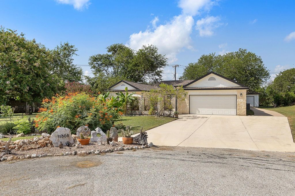 11808 Arnold LN, Austin, TX 78748