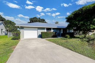 1521 SW Curry Street, Port St Lucie, FL 34983
