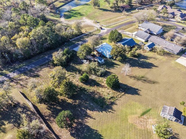 000 Paradise Drive, Coldspring, TX 77331