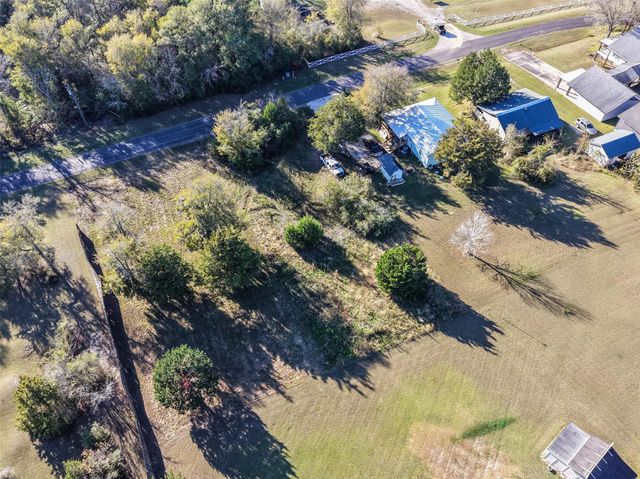 000 Paradise Drive, Coldspring, TX 77331