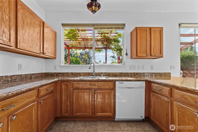 17706 90th Avenue E, Puyallup, WA 98375