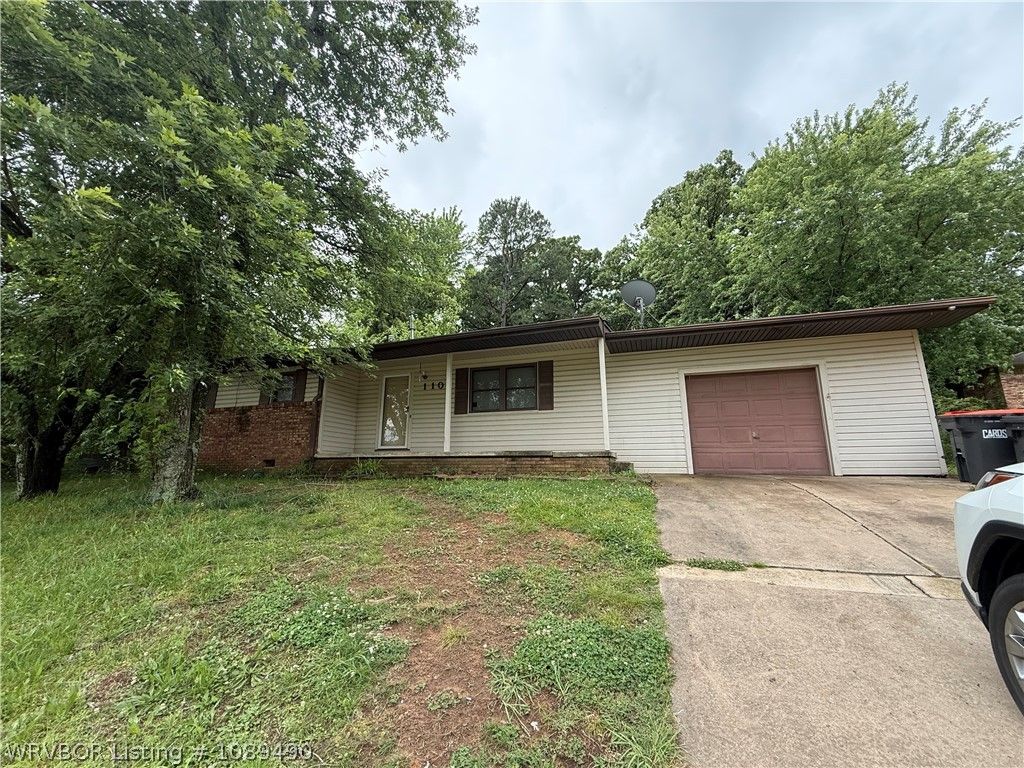 110 Vista Hills Boulevard, Van Buren, AR 72956