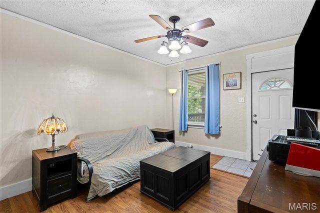 5132 Dresden Avenue, St Louis, MO 63116