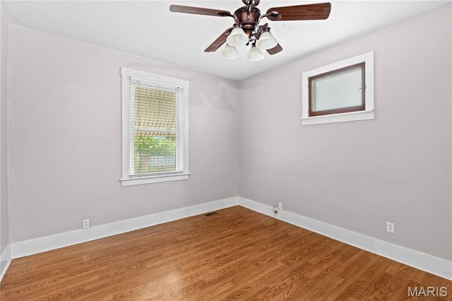 5132 Dresden Avenue, St Louis, MO 63116