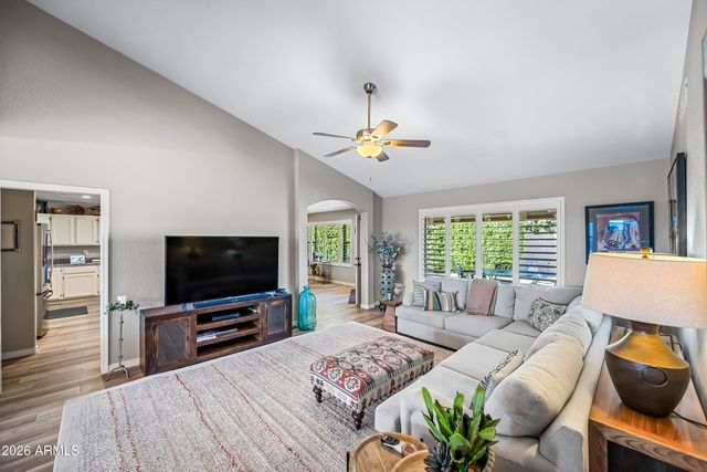 11558 E LOMITA Avenue, Mesa, AZ 85209