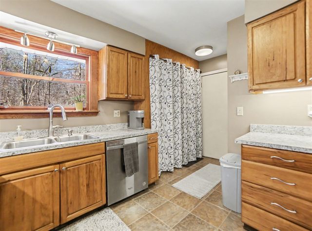 5771 Wintergreen Road, Pentwater, MI 49449