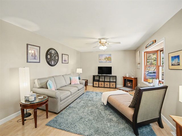 5771 Wintergreen Road, Pentwater, MI 49449