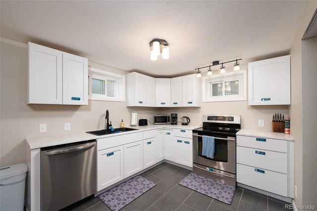 2105 Eagle View Drive, Colorado Springs, CO 80909