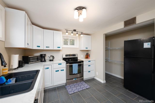 2105 Eagle View Drive, Colorado Springs, CO 80909