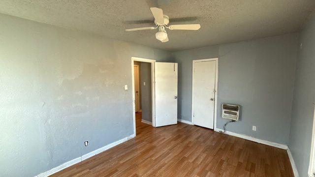 4248 Bertha Avenue, Fort Worth, TX 76105