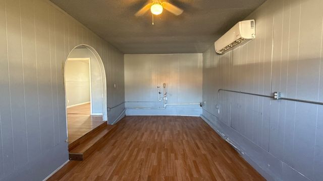 4248 Bertha Avenue, Fort Worth, TX 76105