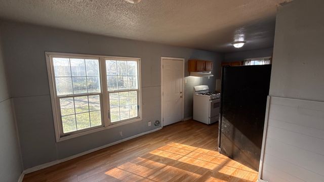 4248 Bertha Avenue, Fort Worth, TX 76105