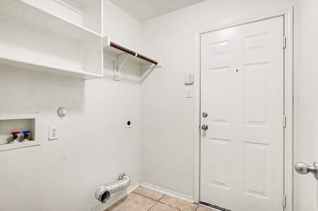 633 Horn Street, Crowley, TX 76036