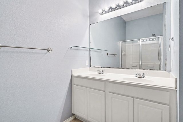 633 Horn Street, Crowley, TX 76036