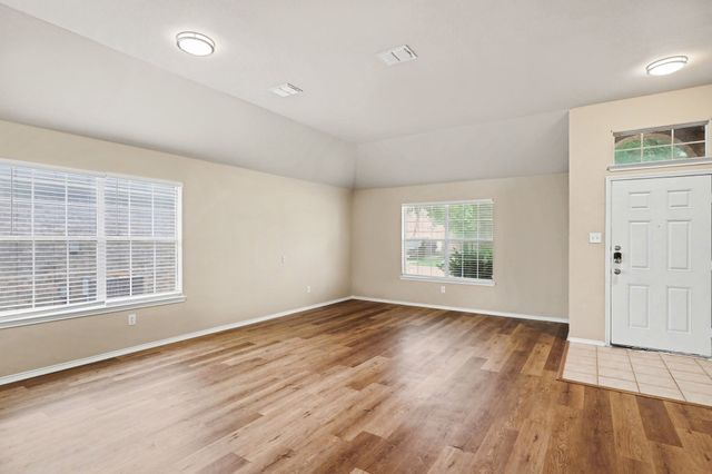 633 Horn Street, Crowley, TX 76036