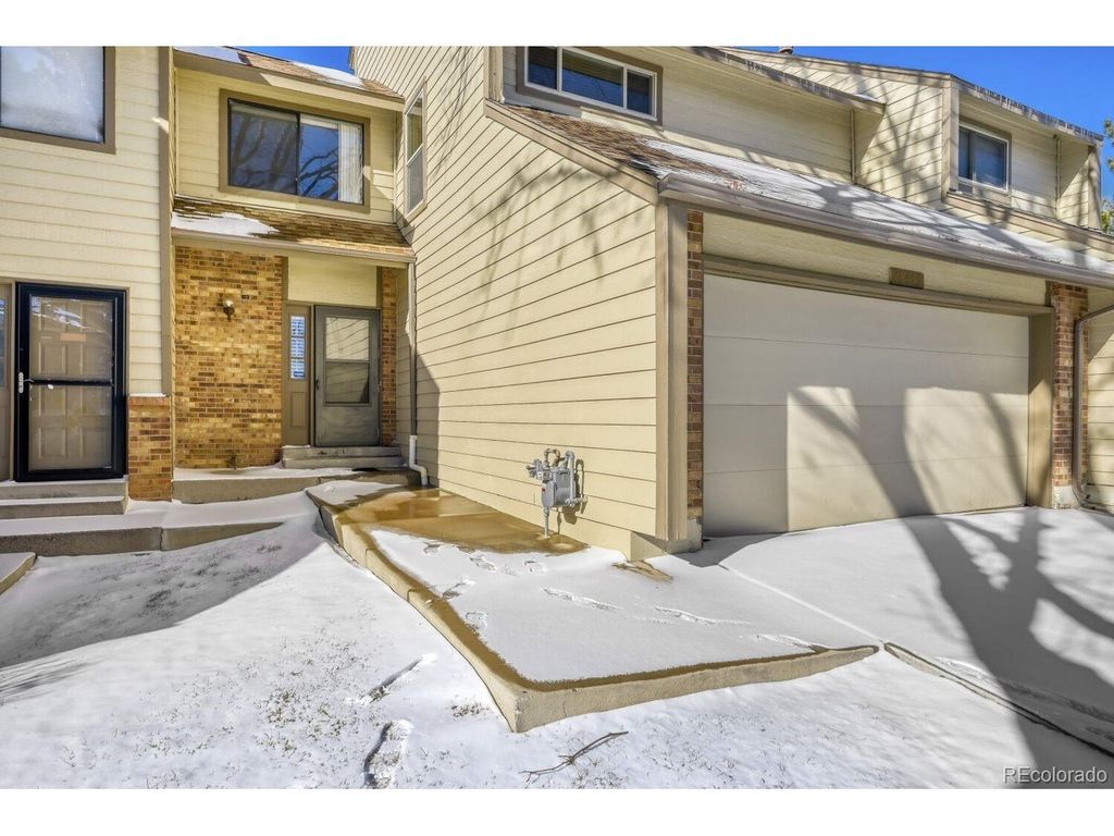 15455 E Louisiana Ave, Aurora, CO 80017