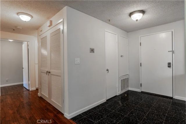 2567 Plaza Del Amo 210, Torrance, CA 90503