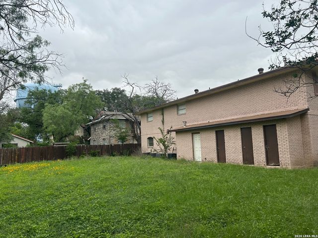 1903 Anchor Dr, San Antonio, TX 78213