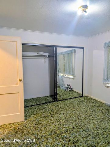 2405 Deer Park Rd, Bonners Ferry, ID 83805