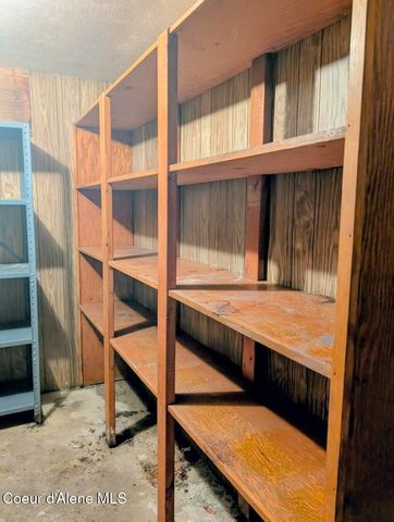 2405 Deer Park Rd, Bonners Ferry, ID 83805