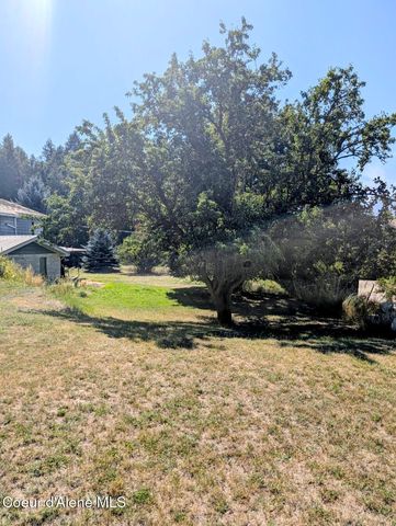 2405 Deer Park Rd, Bonners Ferry, ID 83805