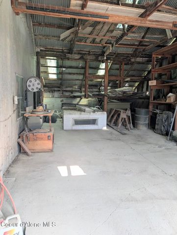 2405 Deer Park Rd, Bonners Ferry, ID 83805